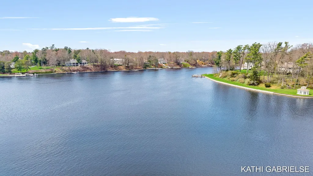 18886 Greenwood Court Spring Lake Township MI 49456