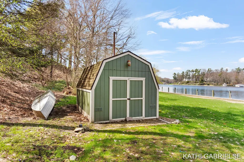 18886 Greenwood Court Spring Lake Township MI 49456