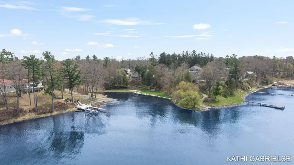 18886 Greenwood Court Spring Lake Township MI 49456