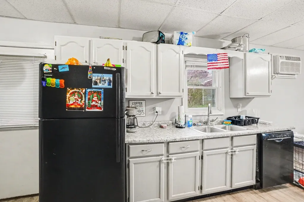 46131 S Lakeshore Drive Lawrence Township MI 49064