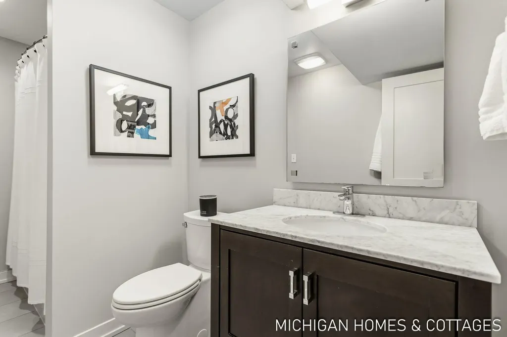 6700 Ratcliff Drive Laketown Township MI 49423