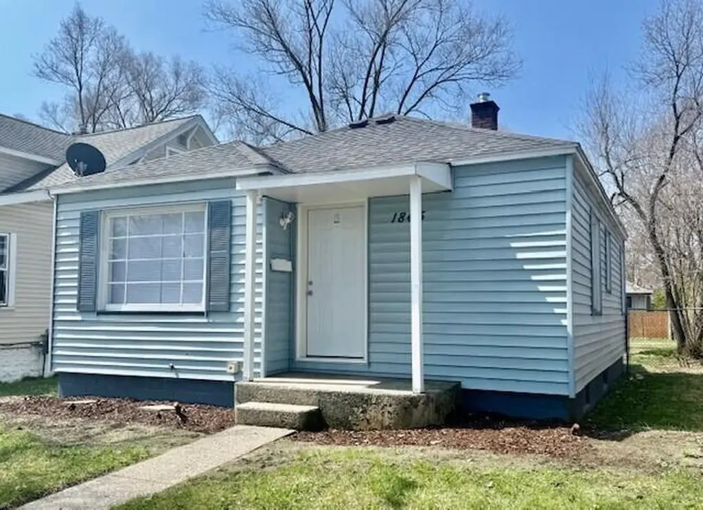 1845 Wood Street Muskegon City MI 49442