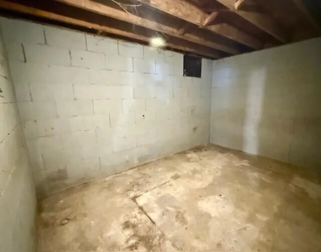 1845 Wood Street Muskegon City MI 49442