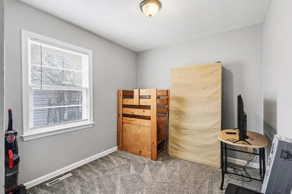 1974 Kinsey Street Muskegon City MI 49441