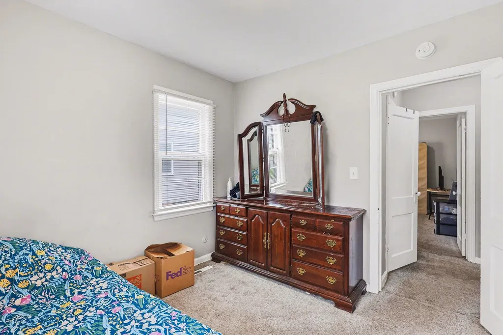 1974 Kinsey Street Muskegon City MI 49441