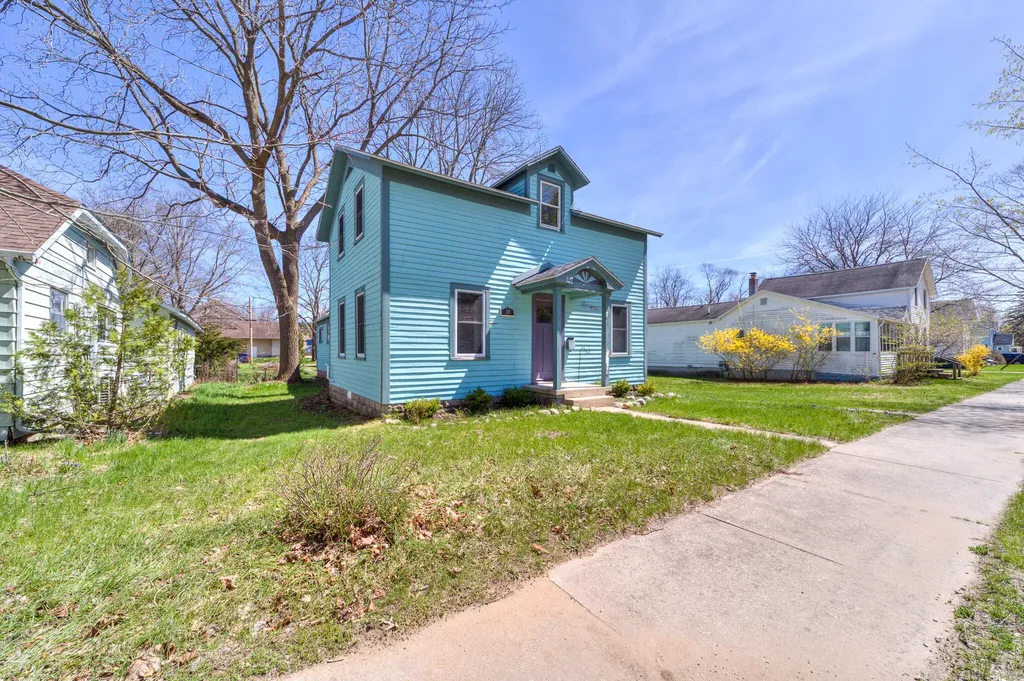 119 S Livingston Street Whitehall City MI 49461