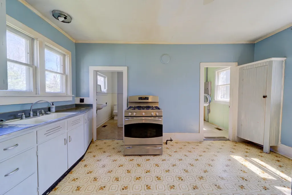 119 S Livingston Street Whitehall City MI 49461