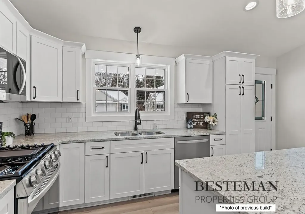 1519 E Addison Way Laketon Township MI 49445