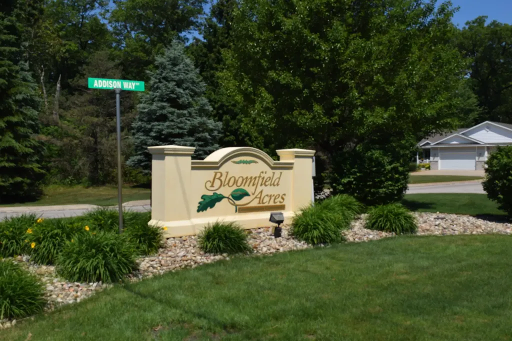 1519 E Addison Way Laketon Township MI 49445