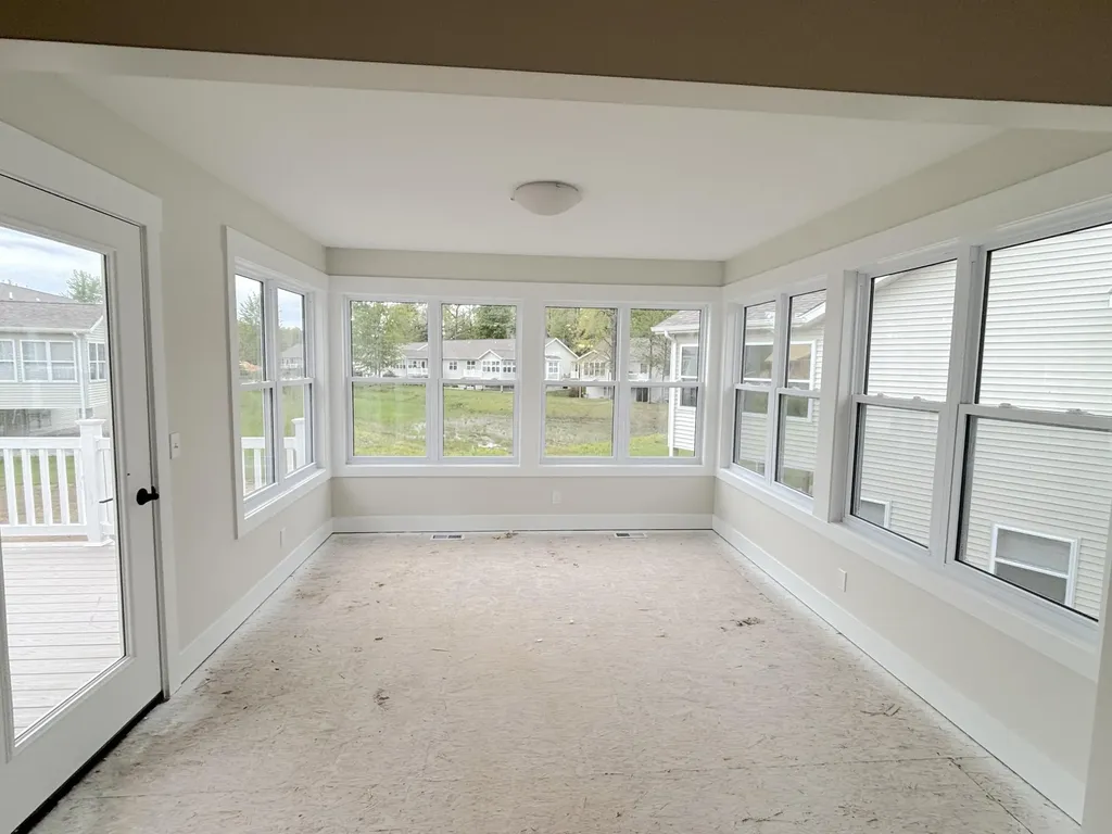 1519 E Addison Way Laketon Township MI 49445