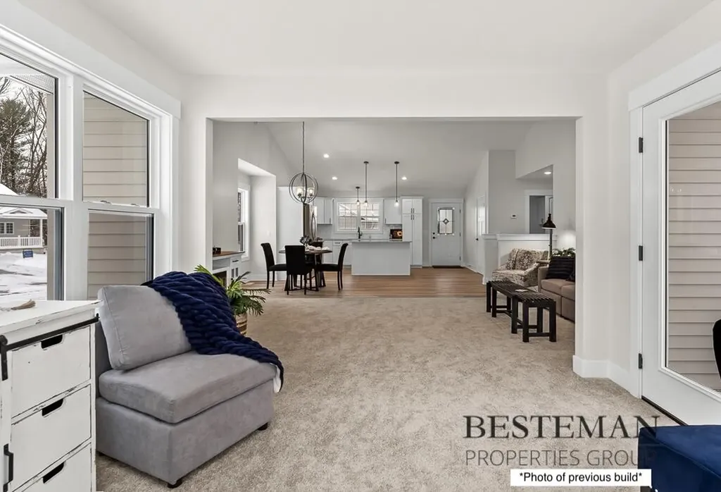 1519 E Addison Way Laketon Township MI 49445