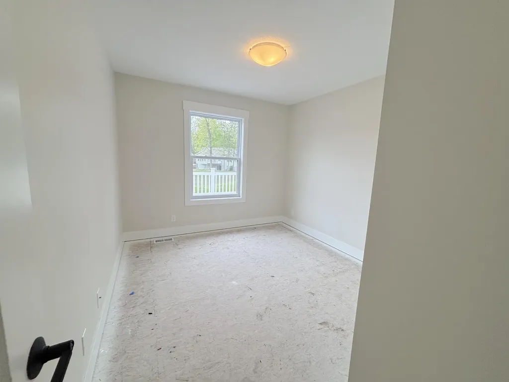 1519 E Addison Way Laketon Township MI 49445