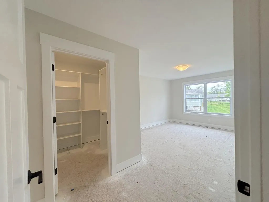 1519 E Addison Way Laketon Township MI 49445