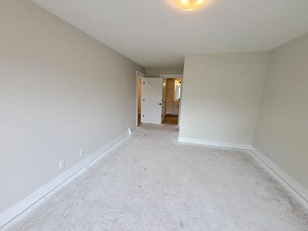 1519 E Addison Way Laketon Township MI 49445