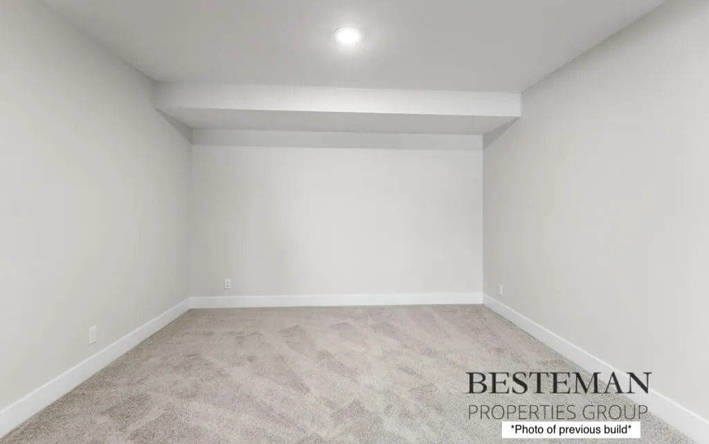 1519 E Addison Way Laketon Township MI 49445