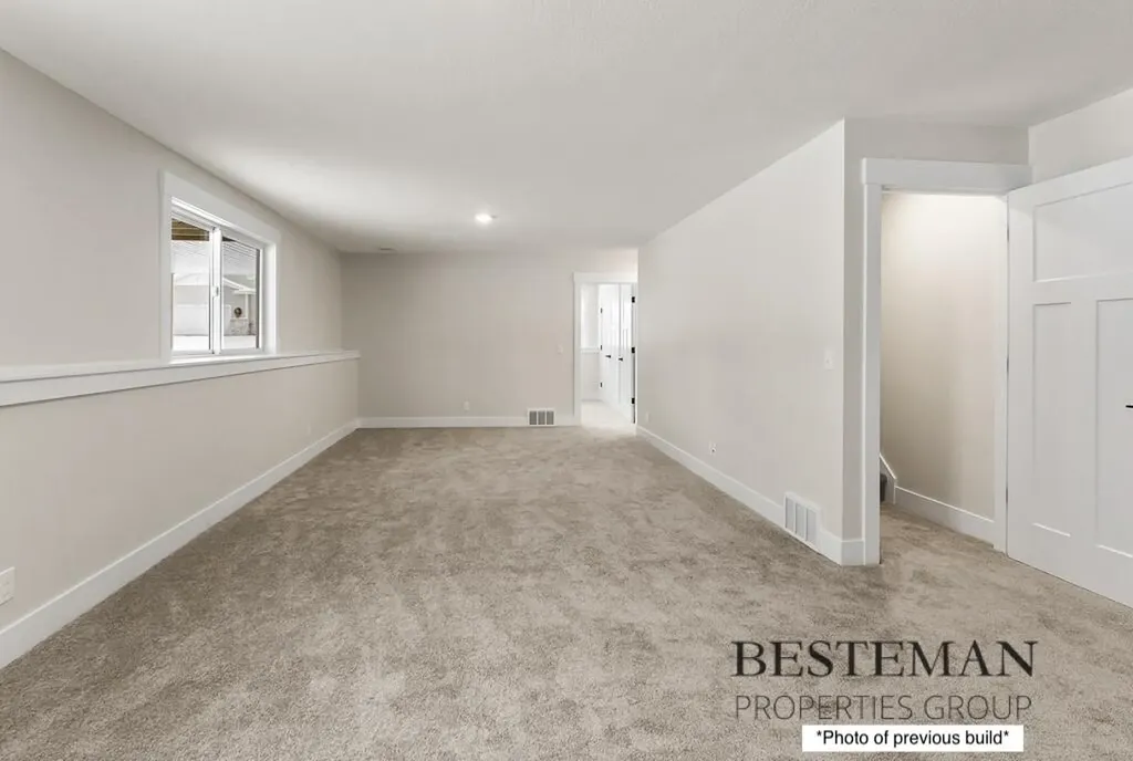 1519 E Addison Way Laketon Township MI 49445