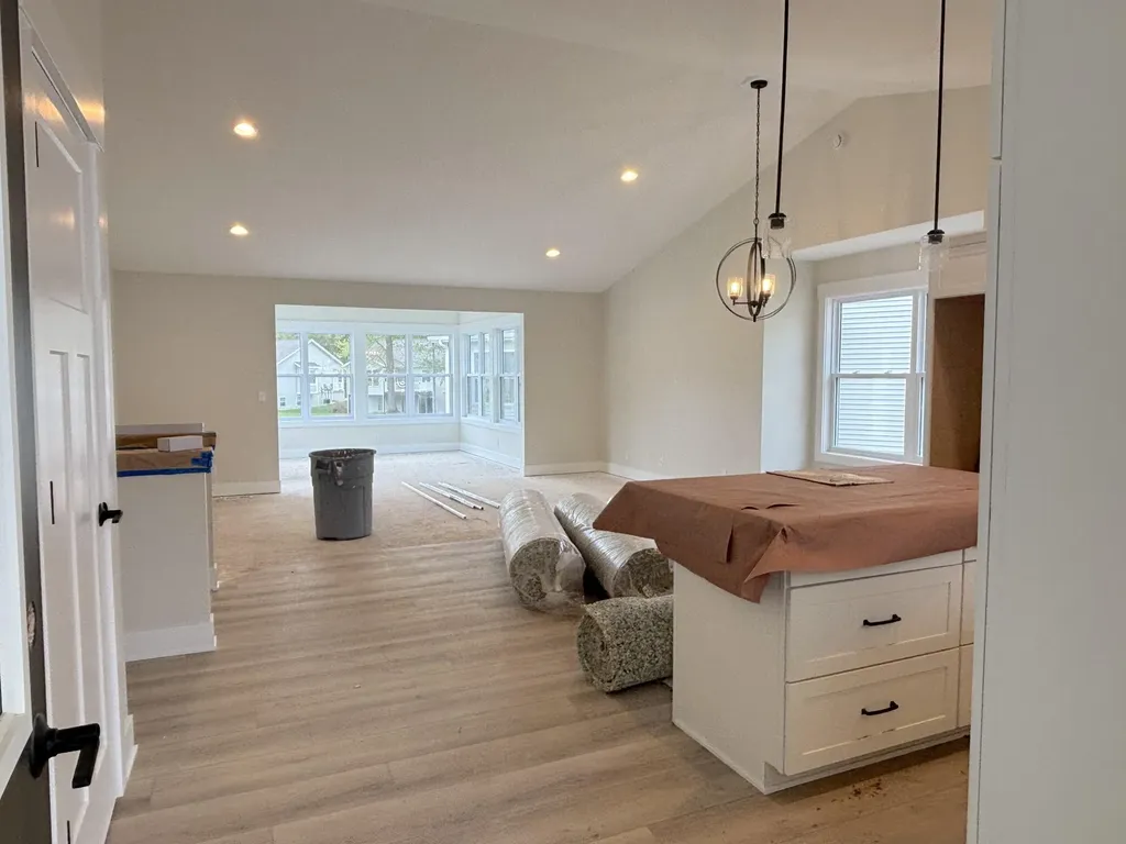 1519 E Addison Way Laketon Township MI 49445