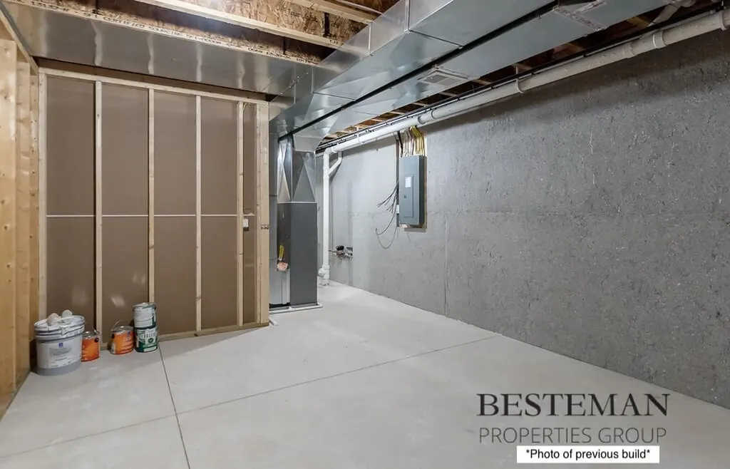 1519 E Addison Way Laketon Township MI 49445