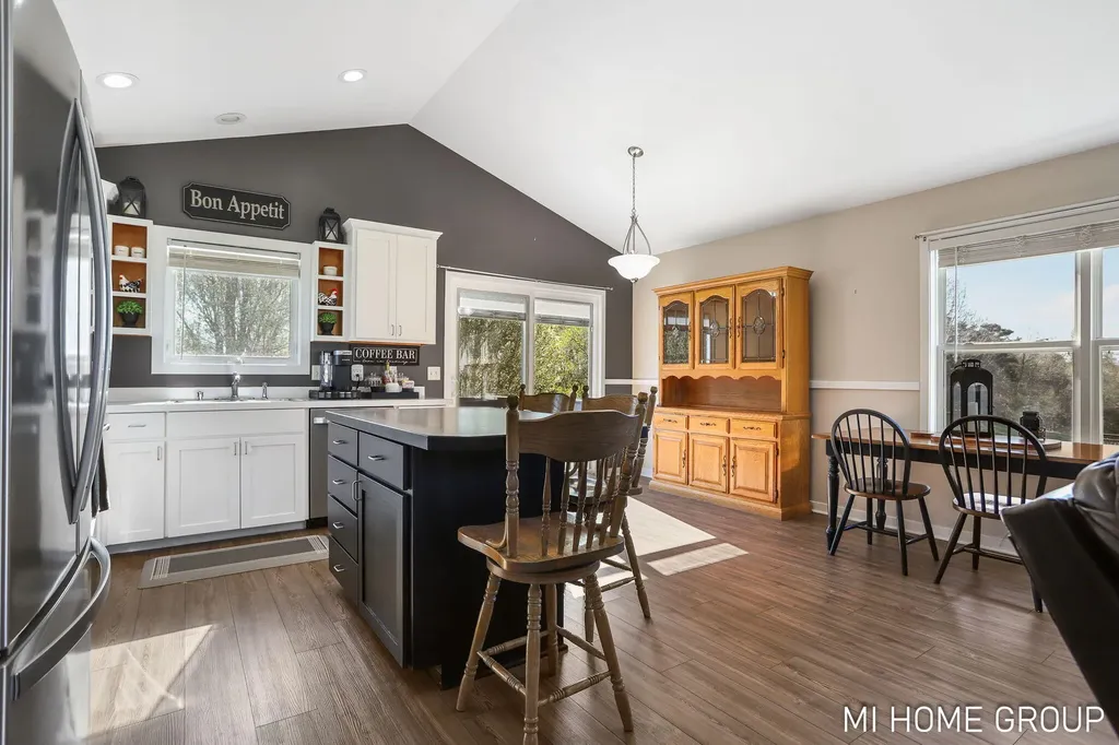 3391 Heathridge Trail Heath Township MI 49419