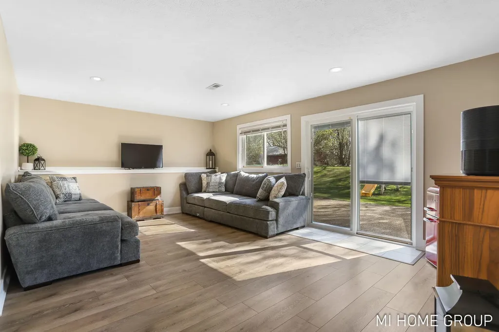 3391 Heathridge Trail Heath Township MI 49419