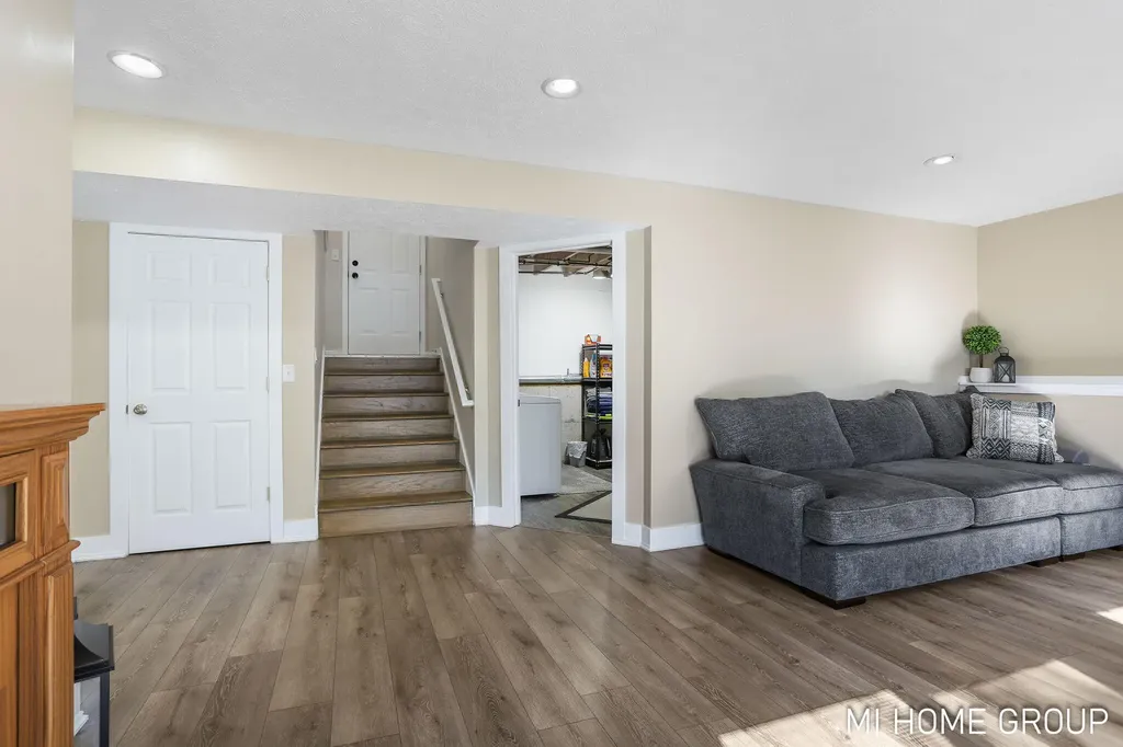 3391 Heathridge Trail Heath Township MI 49419