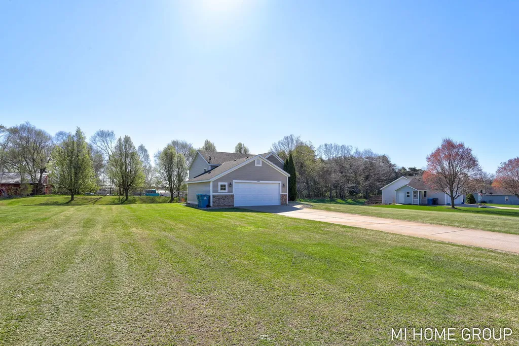 3391 Heathridge Trail Heath Township MI 49419