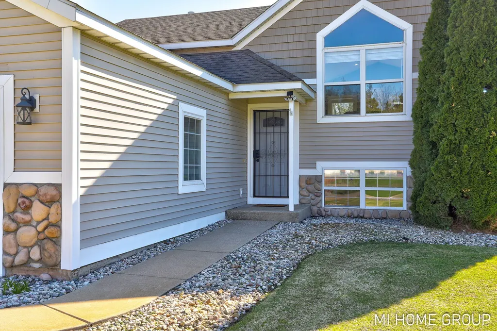 3391 Heathridge Trail Heath Township MI 49419