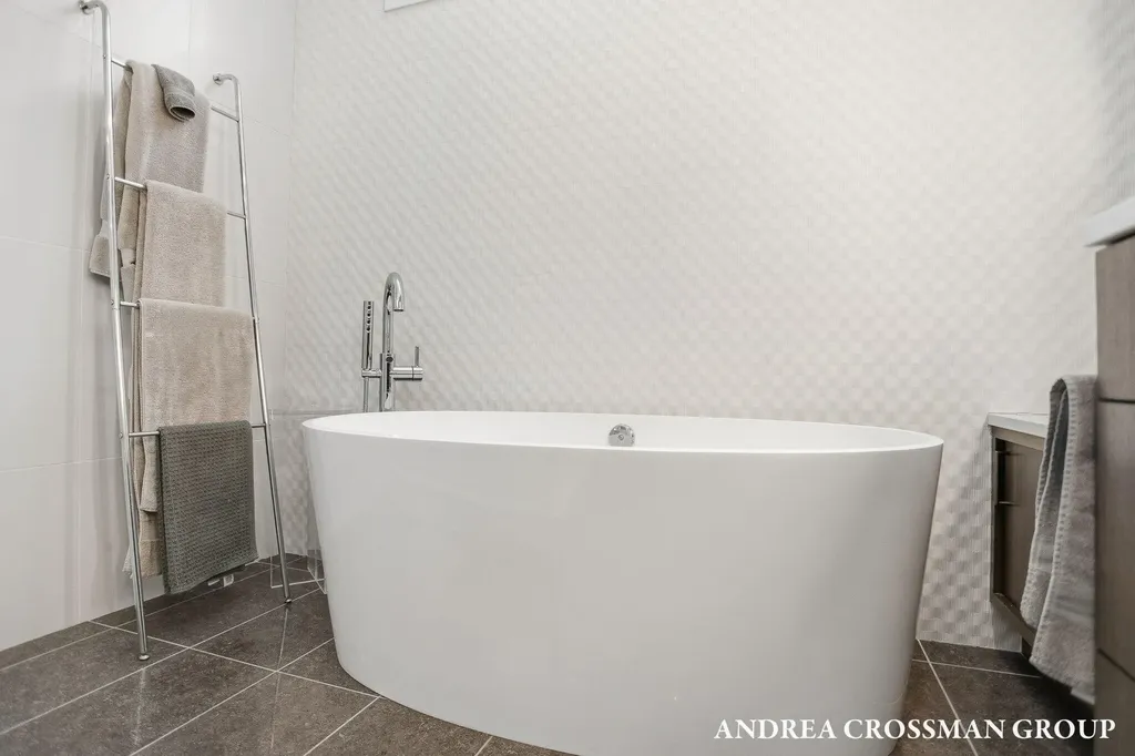 6919 Bendemeer Drive Saugatuck Township MI 49408