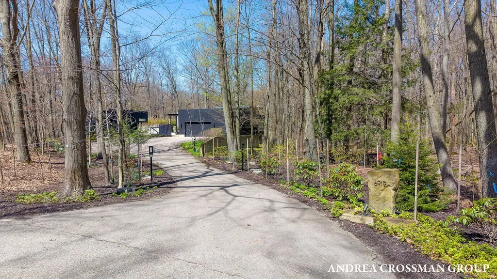 6919 Bendemeer Drive Saugatuck Township MI 49408