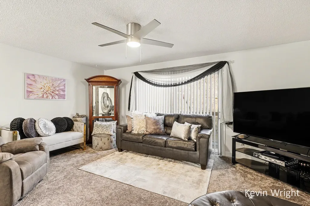 1374 W Norton Avenue Roosevelt Park City MI 49441
