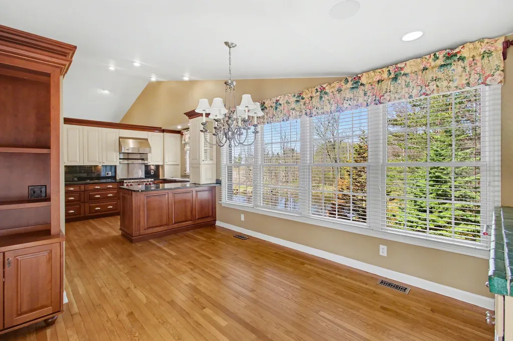 16840 Landing Drive Ferrysburg City MI 49456