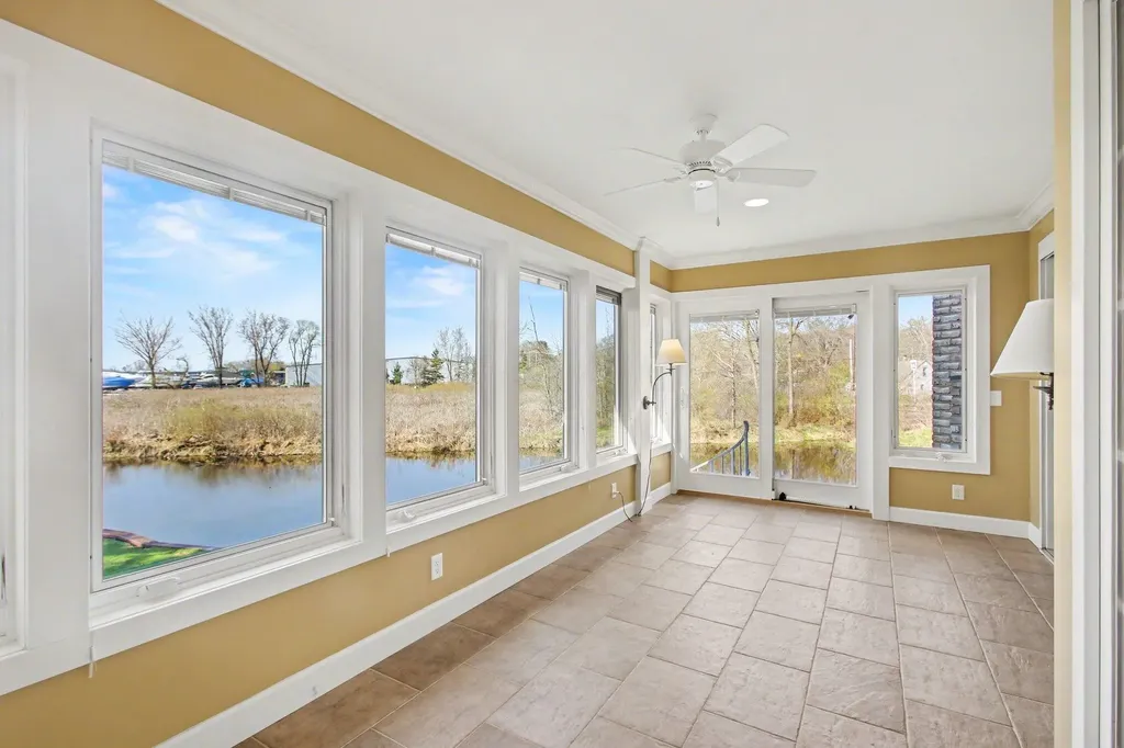 16840 Landing Drive Ferrysburg City MI 49456