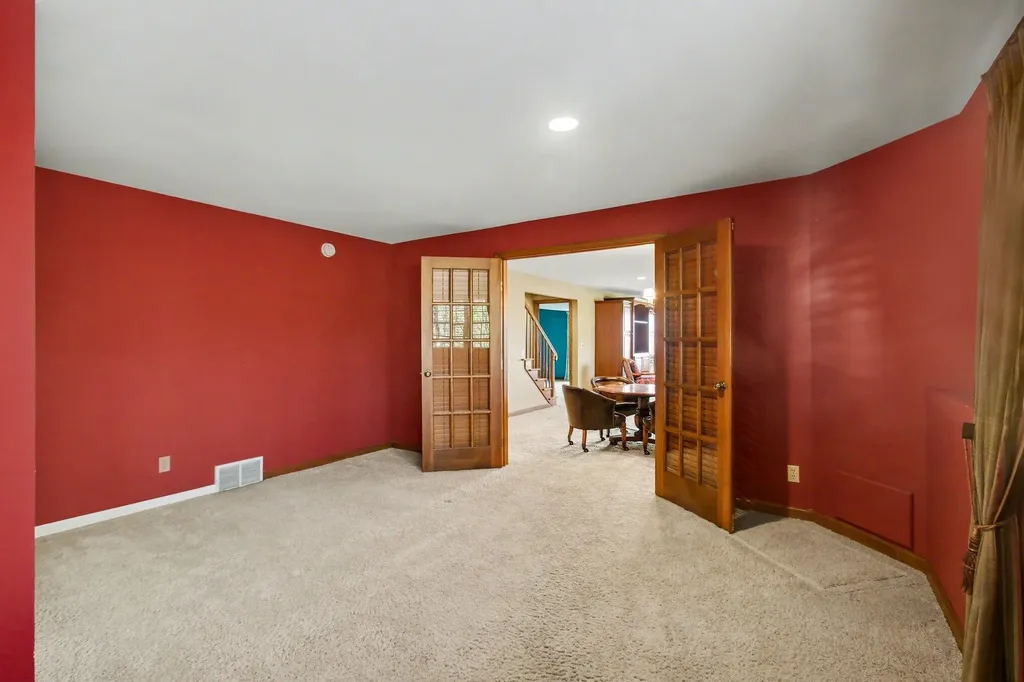 16840 Landing Drive Ferrysburg City MI 49456