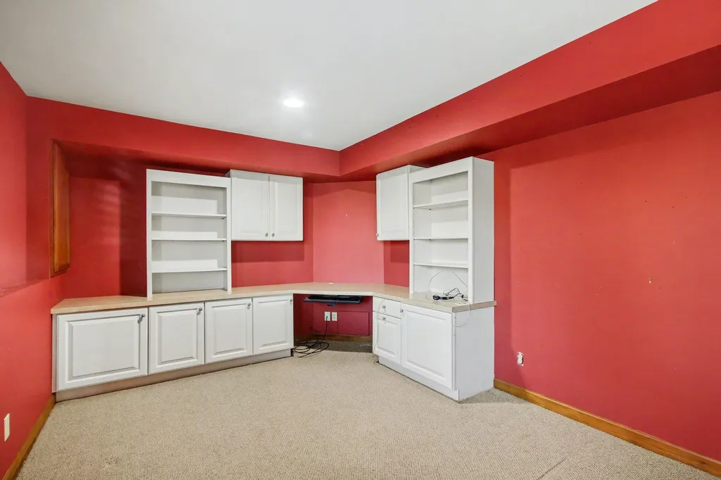 16840 Landing Drive Ferrysburg City MI 49456
