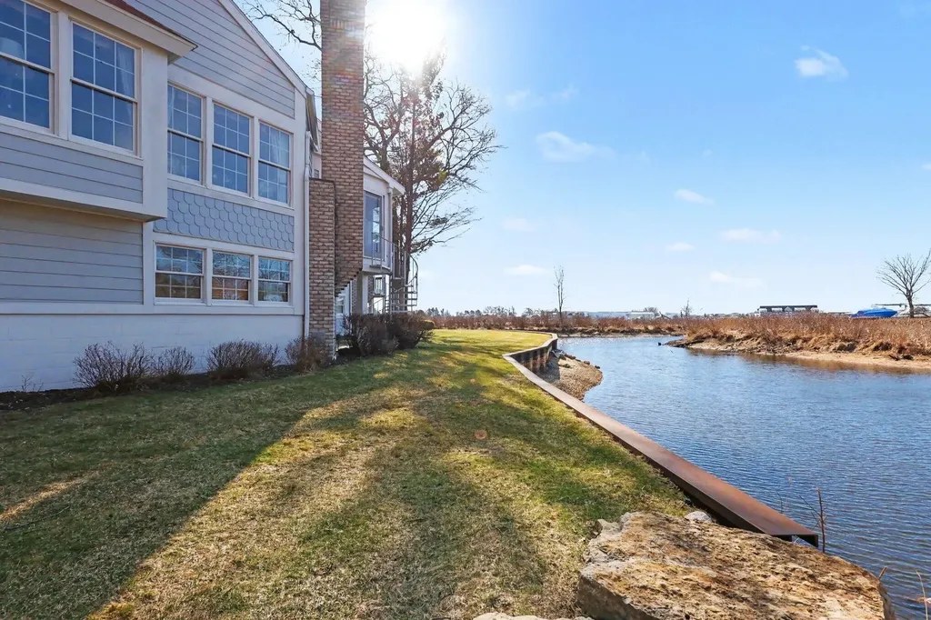 16840 Landing Drive Ferrysburg City MI 49456
