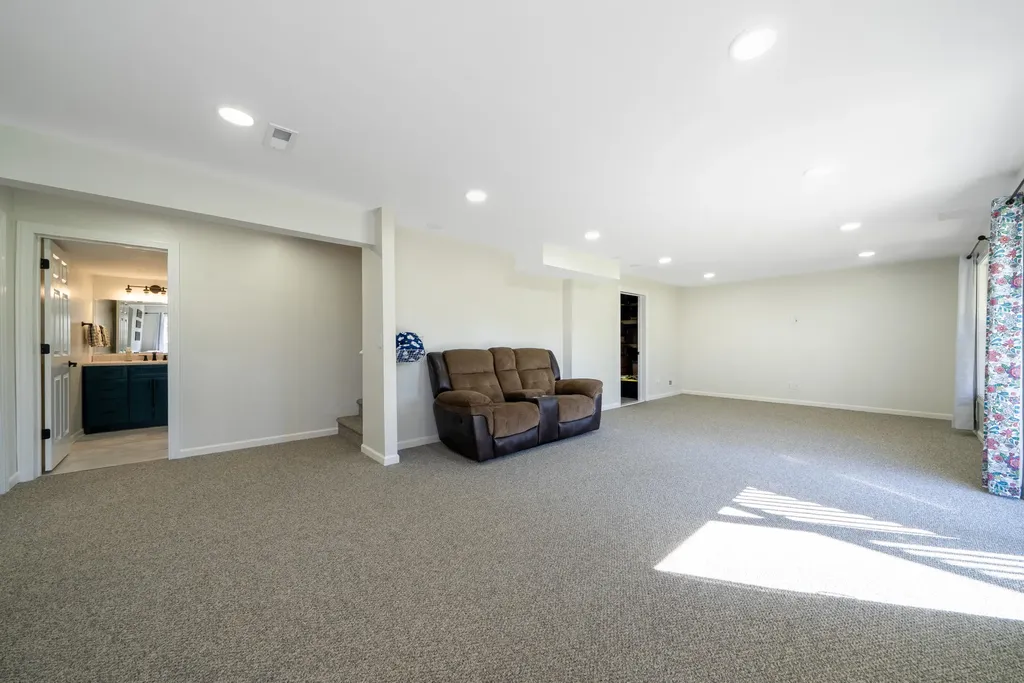 6779 Winter Creek Road Norton Shores City MI 49444