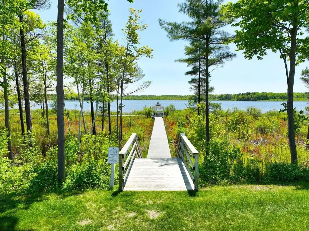 6779 Winter Creek Road Norton Shores City MI 49444