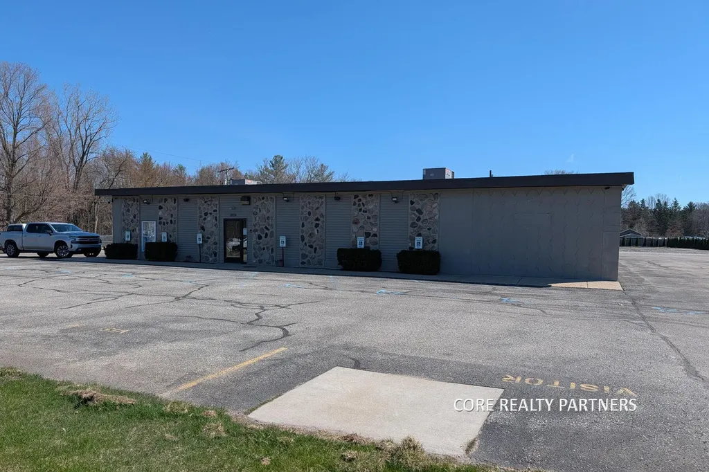 2808 S Mill Iron Road Fruitport Charter Township MI 49444
