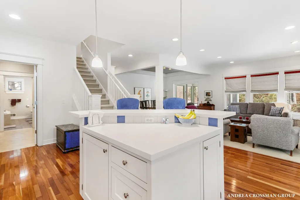 2286 Perry Street Park Township MI 49424