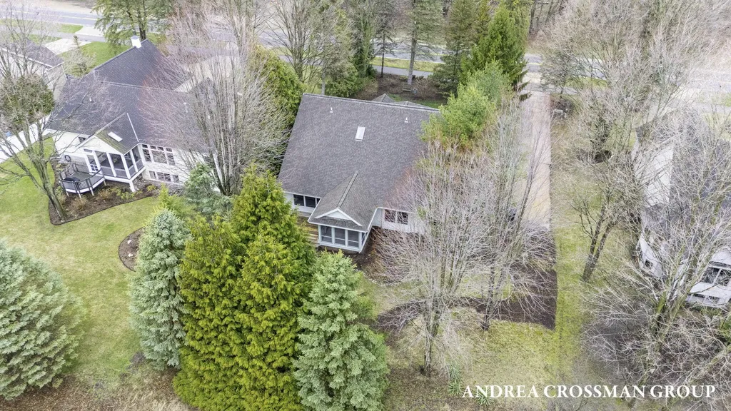 2286 Perry Street Park Township MI 49424