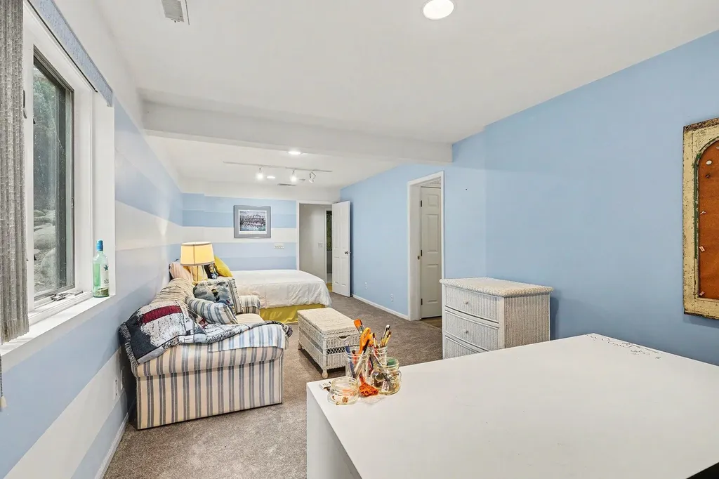 17871 N Fruitport Road Spring Lake Township MI 49456