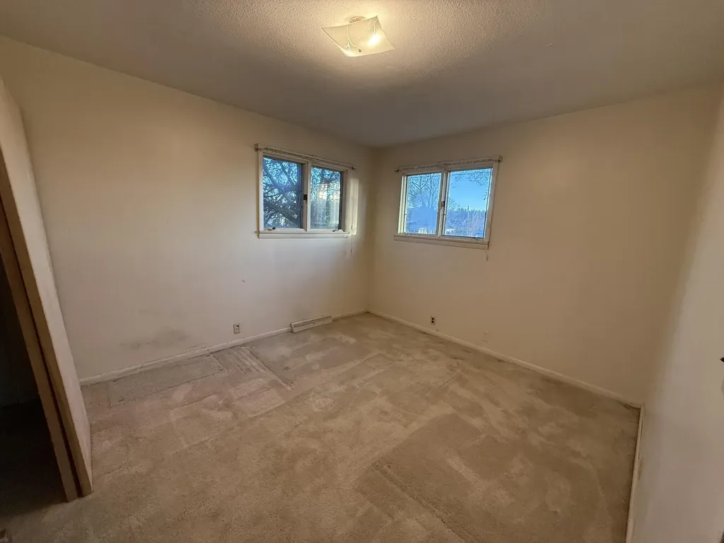 275 S 8th Avenue Fruitport Charter Township MI 49415