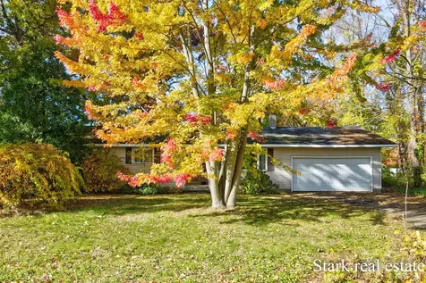 275 S 8th Avenue Fruitport Charter Township MI 49415