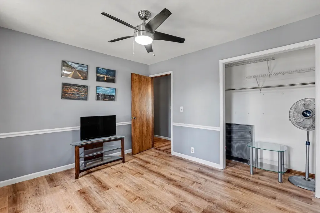1437 Brookwood Drive Norton Shores City MI 49441