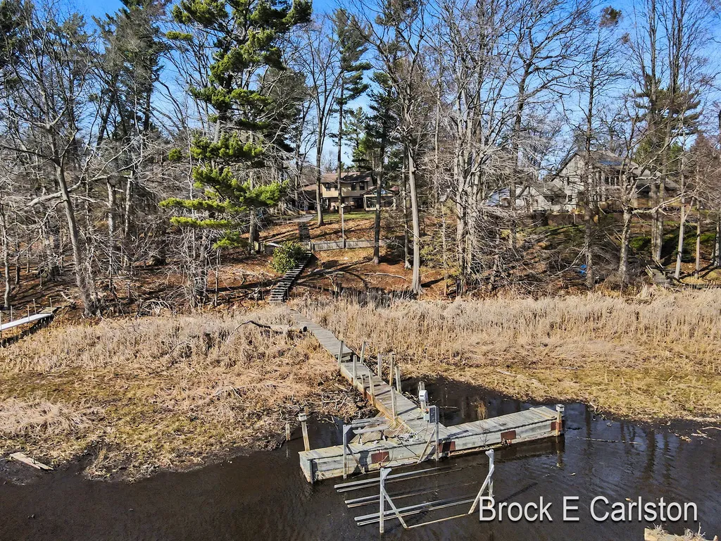 1437 Brookwood Drive Norton Shores City MI 49441