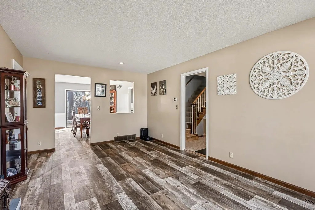 1437 Brookwood Drive Norton Shores City MI 49441