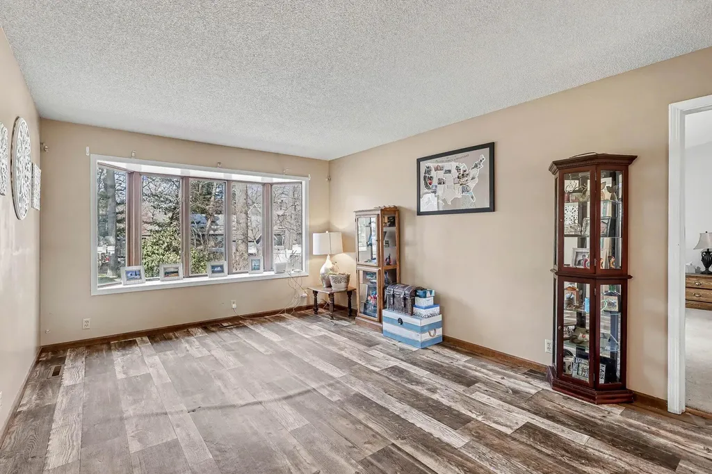 1437 Brookwood Drive Norton Shores City MI 49441