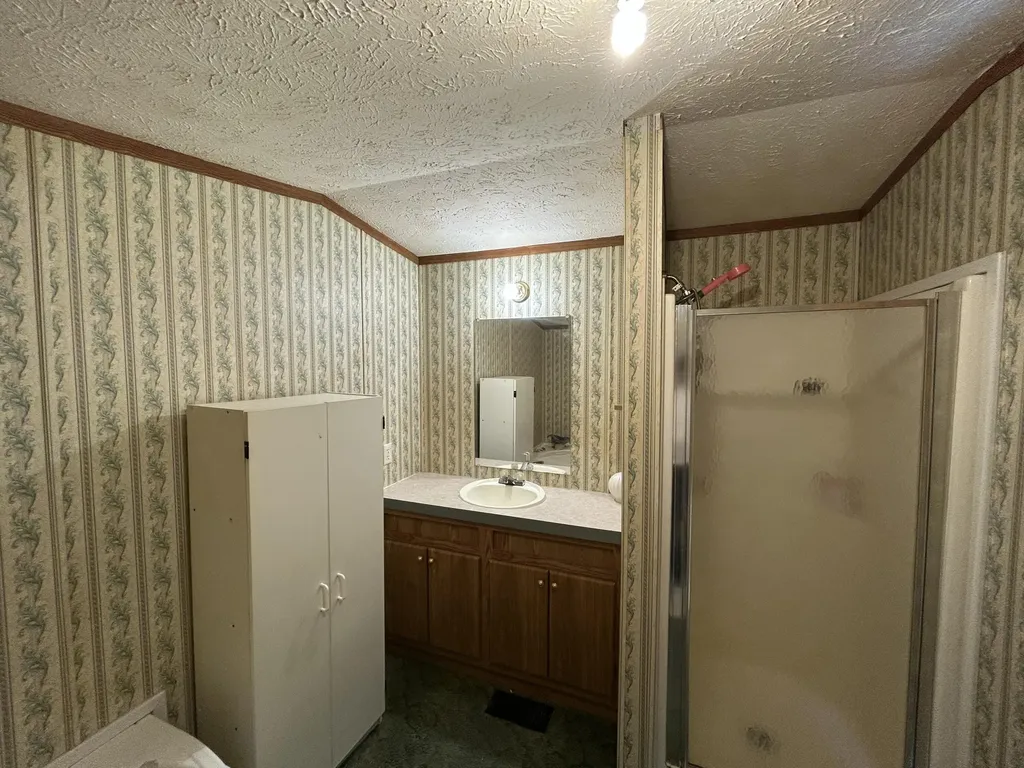 4483 Ilium Lane Walker City MI 49534