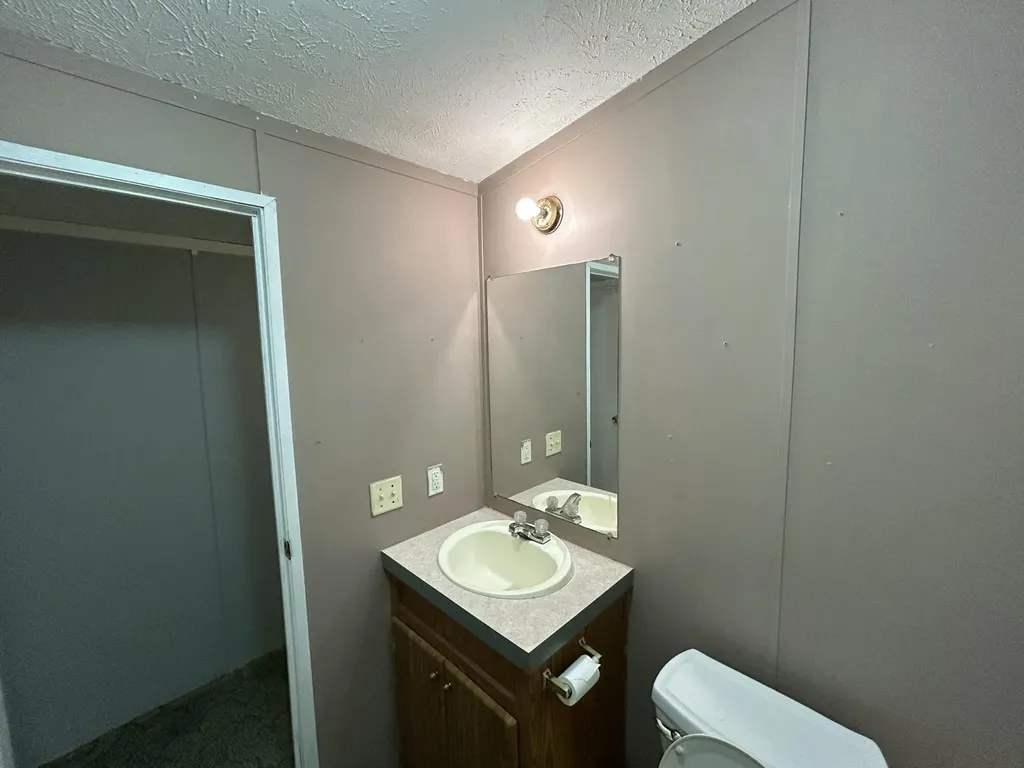 4483 Ilium Lane Walker City MI 49534