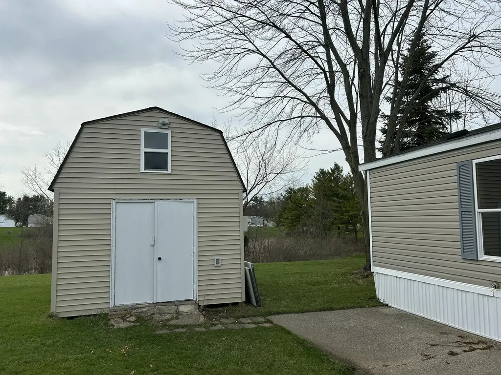 4483 Ilium Lane Walker City MI 49534